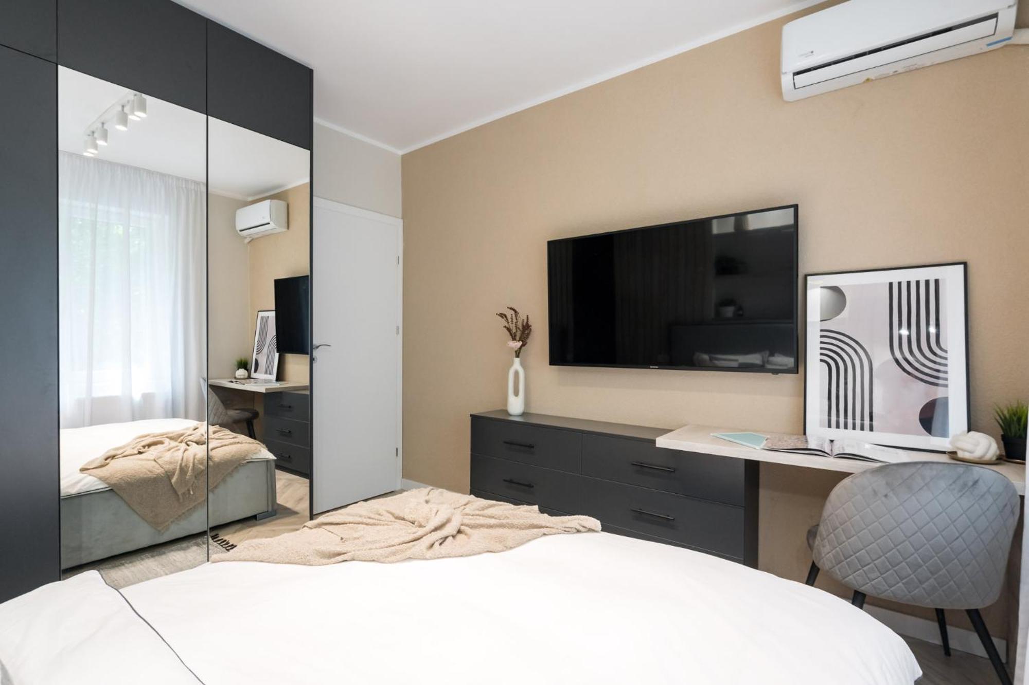 Poweli City Center Bucureşti Ngoại thất bức ảnh